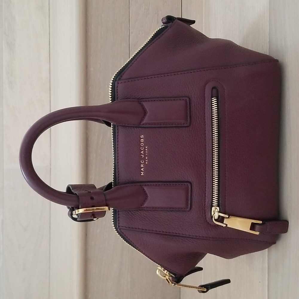Marc Jacobs Textured Mini Incognito Leather Tote and Crossbody Bag in Aubergine